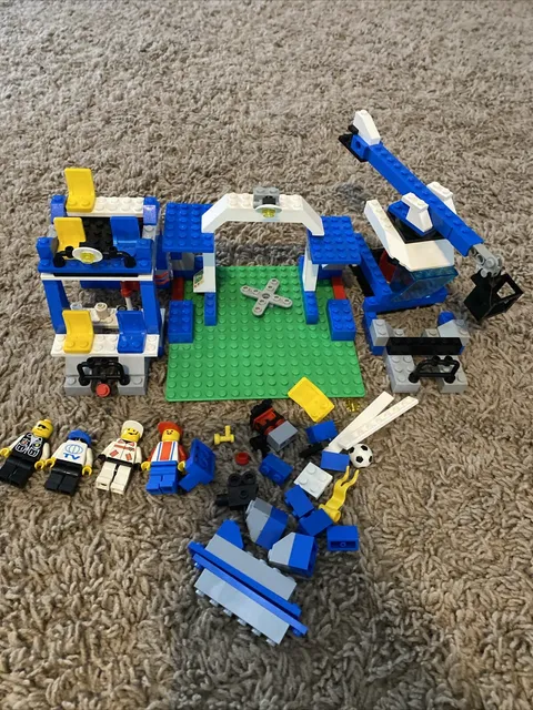 LEGO Sports Soccer Football Super Coverage (3408), INCOMPLETE