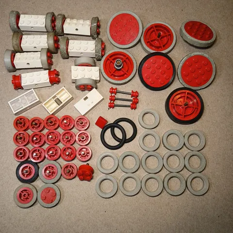 Vintage LEGO Red Wheels Grey Tires Lot Metal Axle Studs Pat Pend 1960-1970s