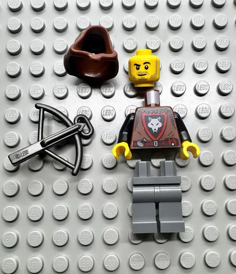 LEGO Castle Minifigure - Wolfpack Bandit cas585 Set 10332 - No Cape