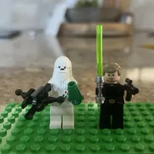 RARE LEGO StarWars Minifig Lot-Snow Chewbacca sw0763 & LukeSkywalker sw0509 Jedi