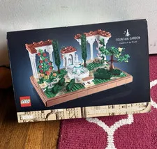 LEGO Icons Fountain Garden 10359 * NEW in sealed Box*
