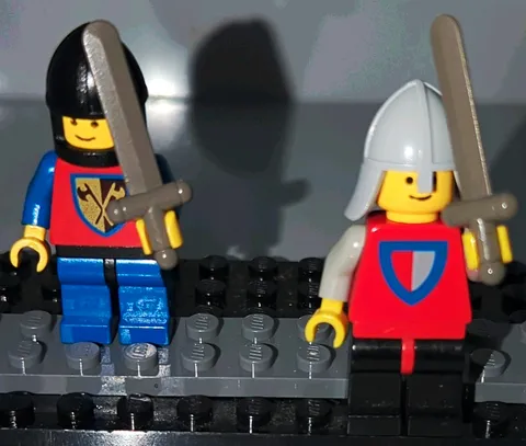 LEGO Castle Knight Minifigure Lot 2x Knights With Helmets & Swords