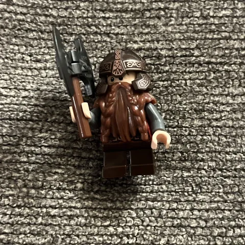 LEGO Lord of the Rings Gimli minifigure LOR013 with Battle Axe (set 9474)