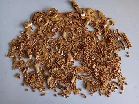 LEGO BULK LOT OF 880 PEARL GOLD SPECIALTY PIECES