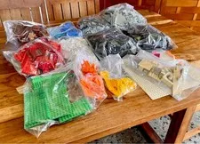 Lego Color Sorted Lot - 8+ Lbs Asst Bricks, Plates & Various Color Sorted Pieces