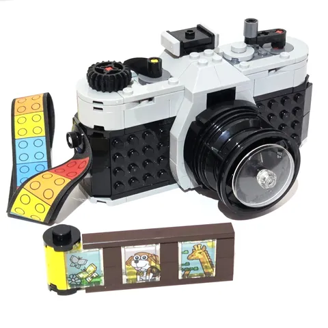 Lego 31147 Retro Camera Lego Film Roll Strap & Camera Only Display Incomplete