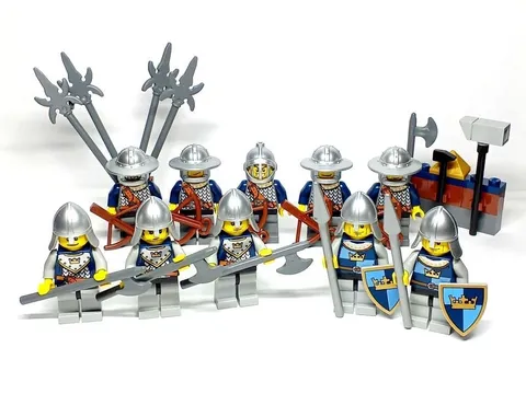 LEGO Minifigure Crown Soldier Castle Lot Set Bulk Sale