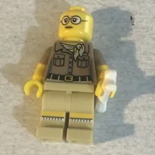 Lego Paleontologist Mini-fig Action Figure Toy Minifig L2