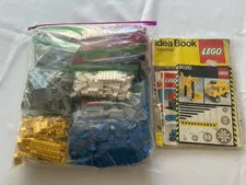 Lot of Vintage Loose misc Legos & Manuals from 70s/80s approx  3lbs legos READ