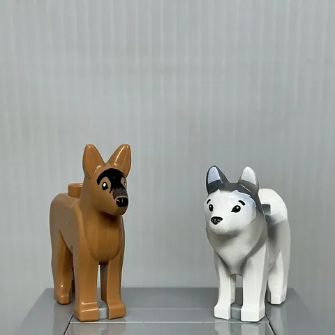 LEGO Animals Lot of 2 Dogs Husky & German Shepherd / Alsatian Minifigures
