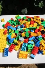 Lego Duplo Brick Lot Yellow Red Green Blue + Plate