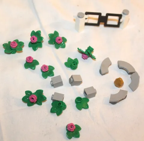 Lot LEGO Replacement Pieces Roller Coaster 10261 Garden Flowers Fence