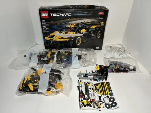 LEGO TECHNIC: Bugatti Bolide (42151) Bags 2,3,4 Are sealed