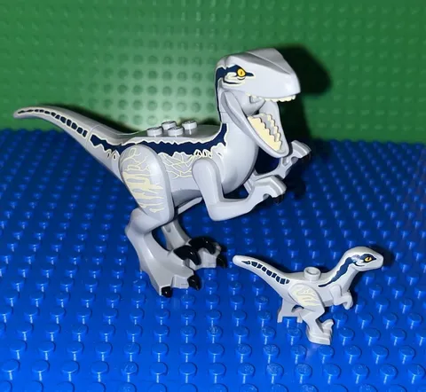 LEGO 76946 JURASSIC WORLD RAPTOR “BLUE” & BABY RAPTOR LOT—MINIFIGURES-PARK