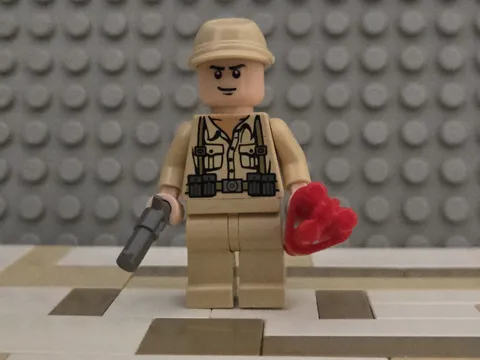 LEGO German Soldier 2 Minifigure - 7622 Indiana Jones Raiders of the Lost Ark