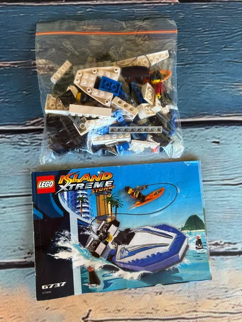Lego 6737 Wake Rider Island Exteme Stunts 100% Complete w/ Instructions Manual