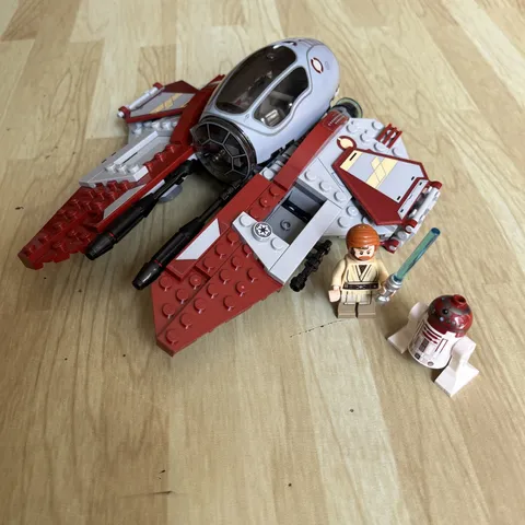 LEGO Star Wars: Obi-Wan's Jedi Interceptor (75135) 