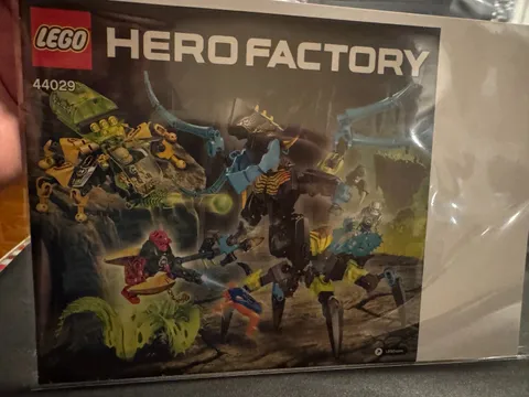 LEGO Hero Factory Queen Beast vs Furno Evo Stormer 44029 Instruction Manual ONLY
