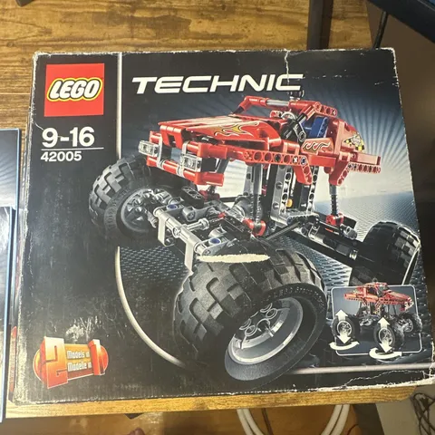 LEGO Technic Monster Truck 42005 2 in 1 COMPLETE Set Box with instructions.