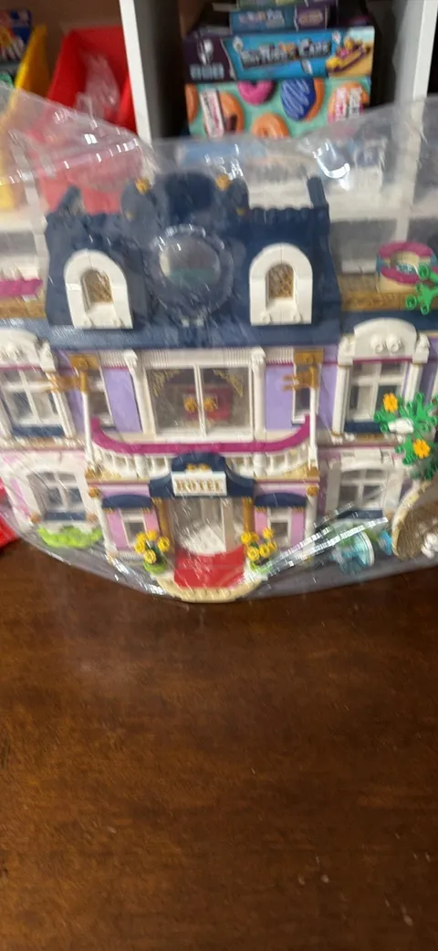 LEGO Friends 41684 Heartlake City Grand Hotel 1308pc Complete Set No Box