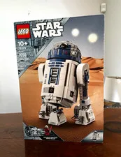 LEGO Star Wars R2-D2 75379 1050-Piece Set w/ Exclusive Darth Malak Minifig
