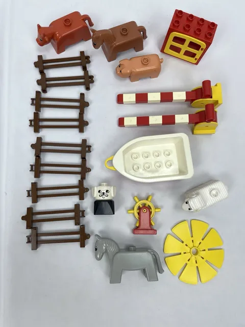 Lego Duplo Set Lot Train Crossing Gate Animals Boat Fence Vintage Cow Horse Pig