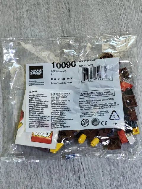 Brand New Lego Set 10090