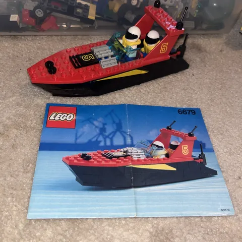 LEGO 6679 Dark Shark Complete Vintage Town Set with Minifigures & Instructions