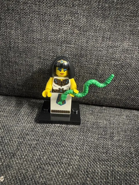 Lego Egyptian Queen Minifigure Collectible Series 5 Complete 8805 CMF Lot Rare