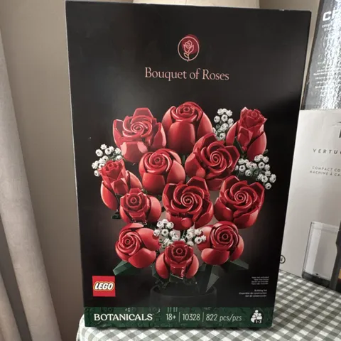 LEGO Botanicals Bouquet of Roses 10328 822pcs Brick Separator Included