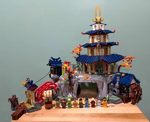 LEGO NINJAGO 71814 NINJAGO Dragons Rising Season 2 - Tournament Temple City
