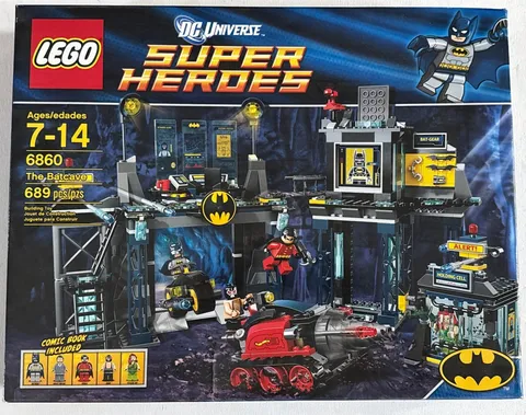 LEGO DC Comics Super Heroes: The Batcave (6860)