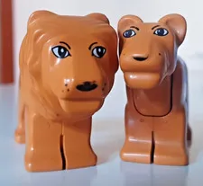 Duplo 2 Figure Safari Zoo Lion Lioness