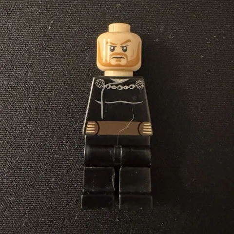 LEGO Count Dooku (legs and torso only)