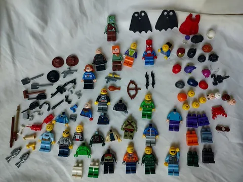 LEGO Minifigure Lot Mixed Star Wars Marvel Spiderman Black Widow Minecraft READ