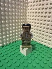 LEGO Star Wars Minifigure - Endor Rebel Trooper Commander Rex - 75094 sw0646