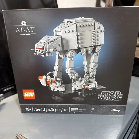 LEGO STAR WARS AT-AT  (75440) 525 Pieces Brand NIB Authentic