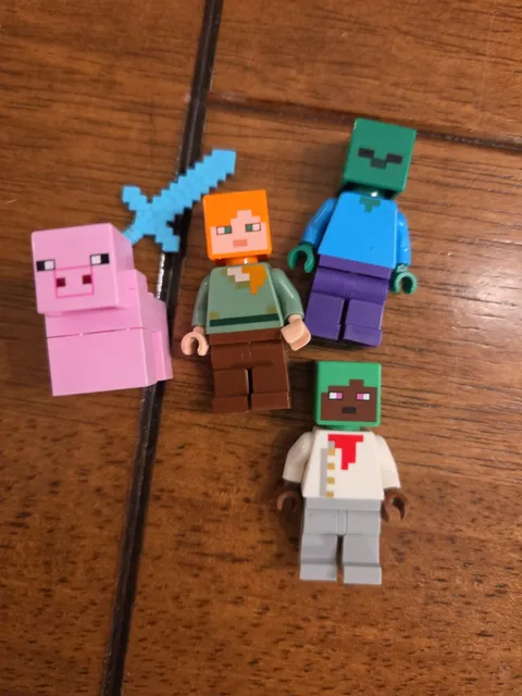 lego Minecraft minifigures Set Of 3 With Extras 
