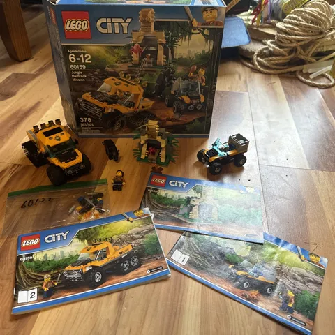 LEGO CITY: Jungle Halftrack Mission (60159) 100% with box and instructions