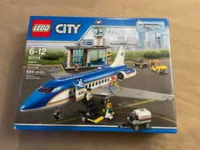 NEW AND SEALED LEGO CITY: Airport Passenger Terminal (60104)