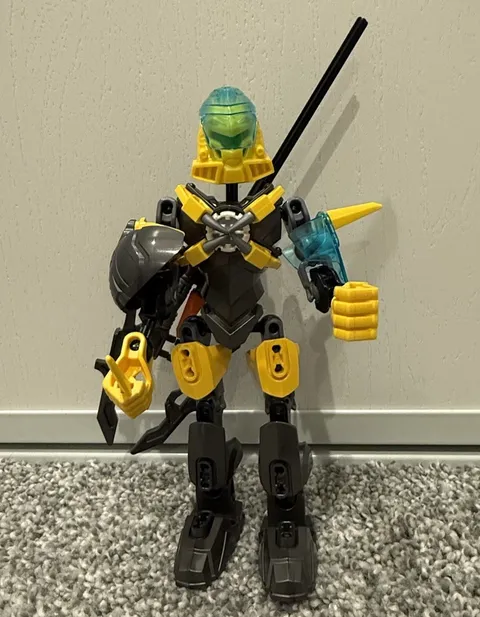 LEGO Hero Factory Heroes - “ EVO “ ( Set # 44012 ) Loose Retired Set Rare