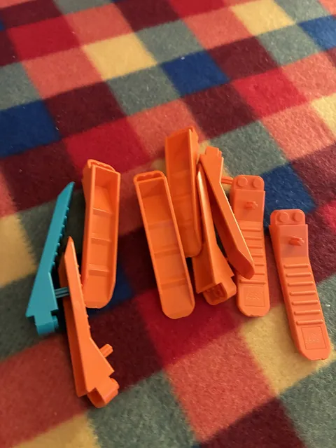 Lot of nine - LEGO Orange Brick Separator