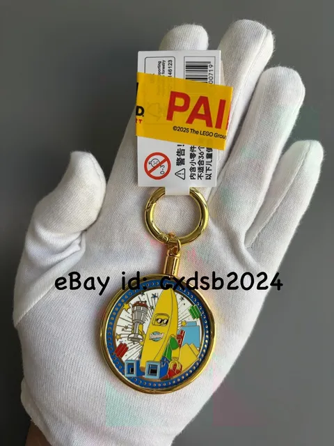 New 2026 China LEGOLAND 1st Anniversary LEGO Banana Guy Keychain
