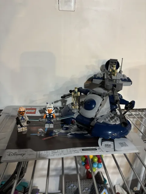 LEGO Star Wars The Clone Wars Armored Assault Tank (AAT) (75283).