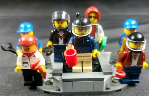 Lot Lego Minifigures Minifig Lego City Race Corvette Ferrari Driver Mechanic **