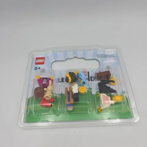LEGO Minifigures 853607  pack