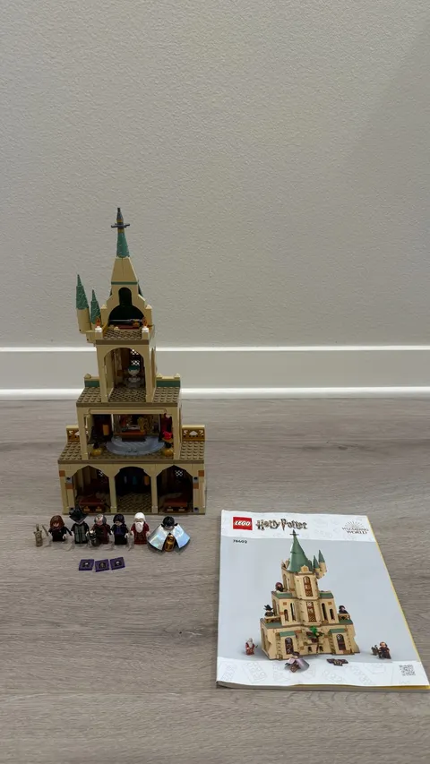 LEGO Harry Potter: Hogwarts Dumbledore’s Office (76402) w/ Instructions (no box)