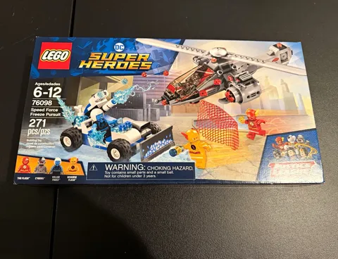 LEGO DC Super Heroes 76098 Speed Force Freeze Pursuit 271pcs Box Set