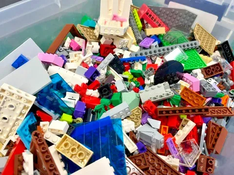 LEGO Bulk Lot 5 lbs - Mixed Pieces
