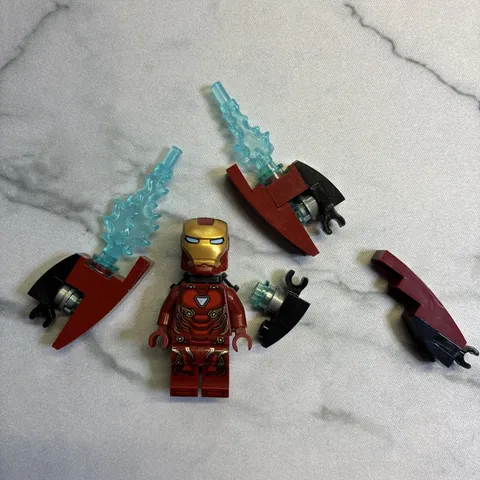LEGO Iron Man Mark 50 Super Heroes Minifigure with Blue Flames sh0497as